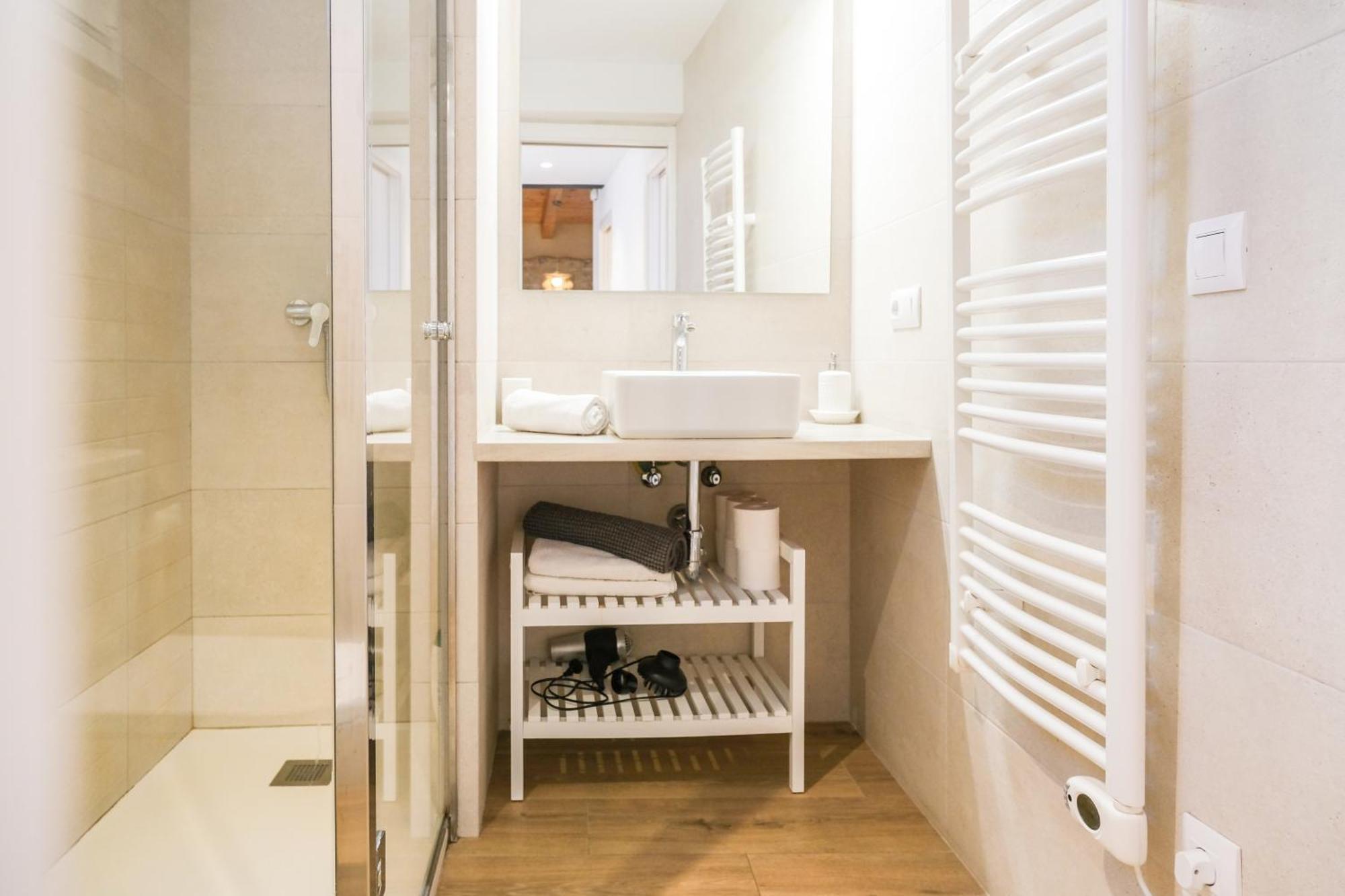 Ganganell Atic Apartamento Con Terraza En Besalú Dış mekan fotoğraf