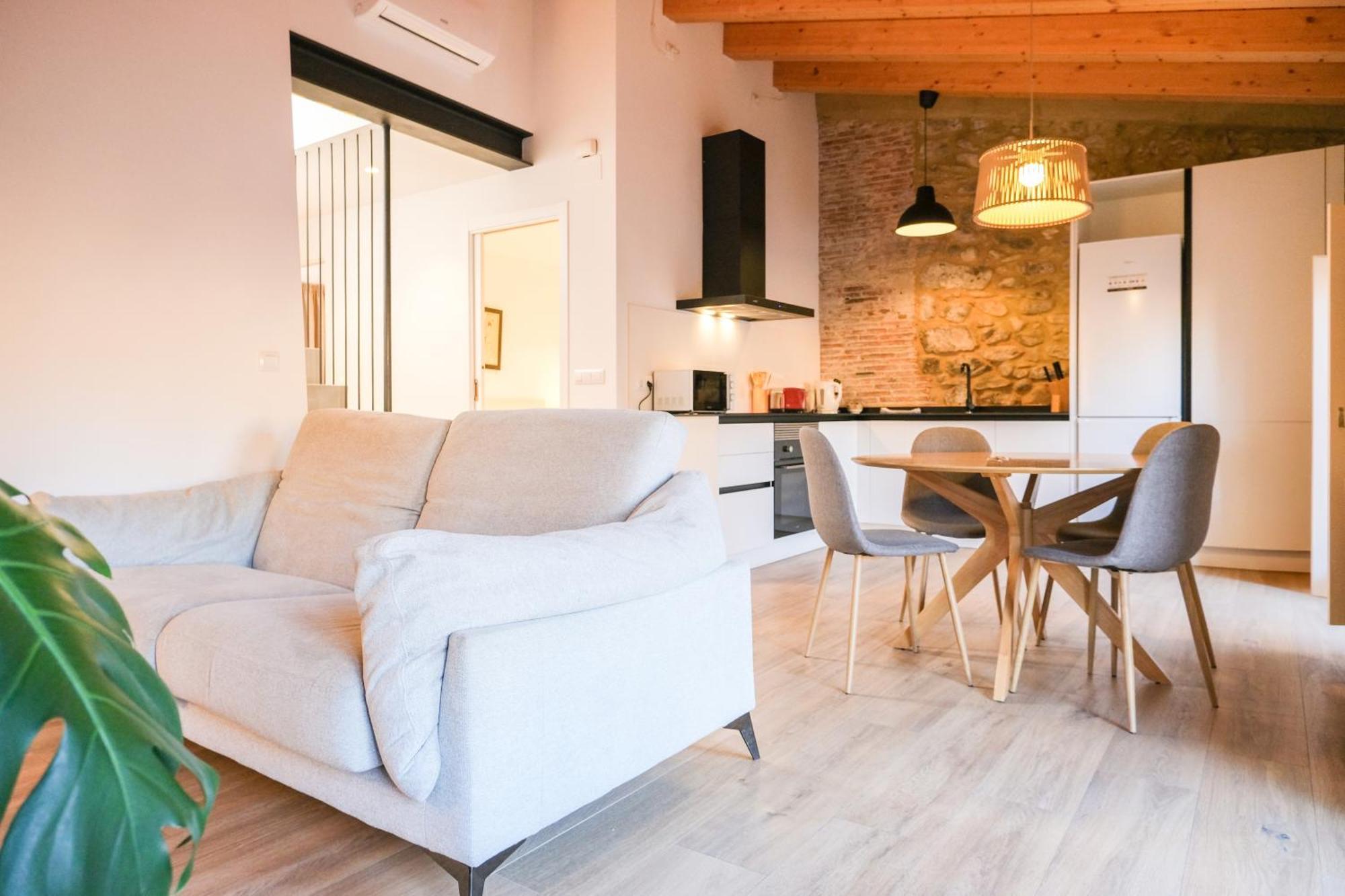 Ganganell Atic Apartamento Con Terraza En Besalú Dış mekan fotoğraf